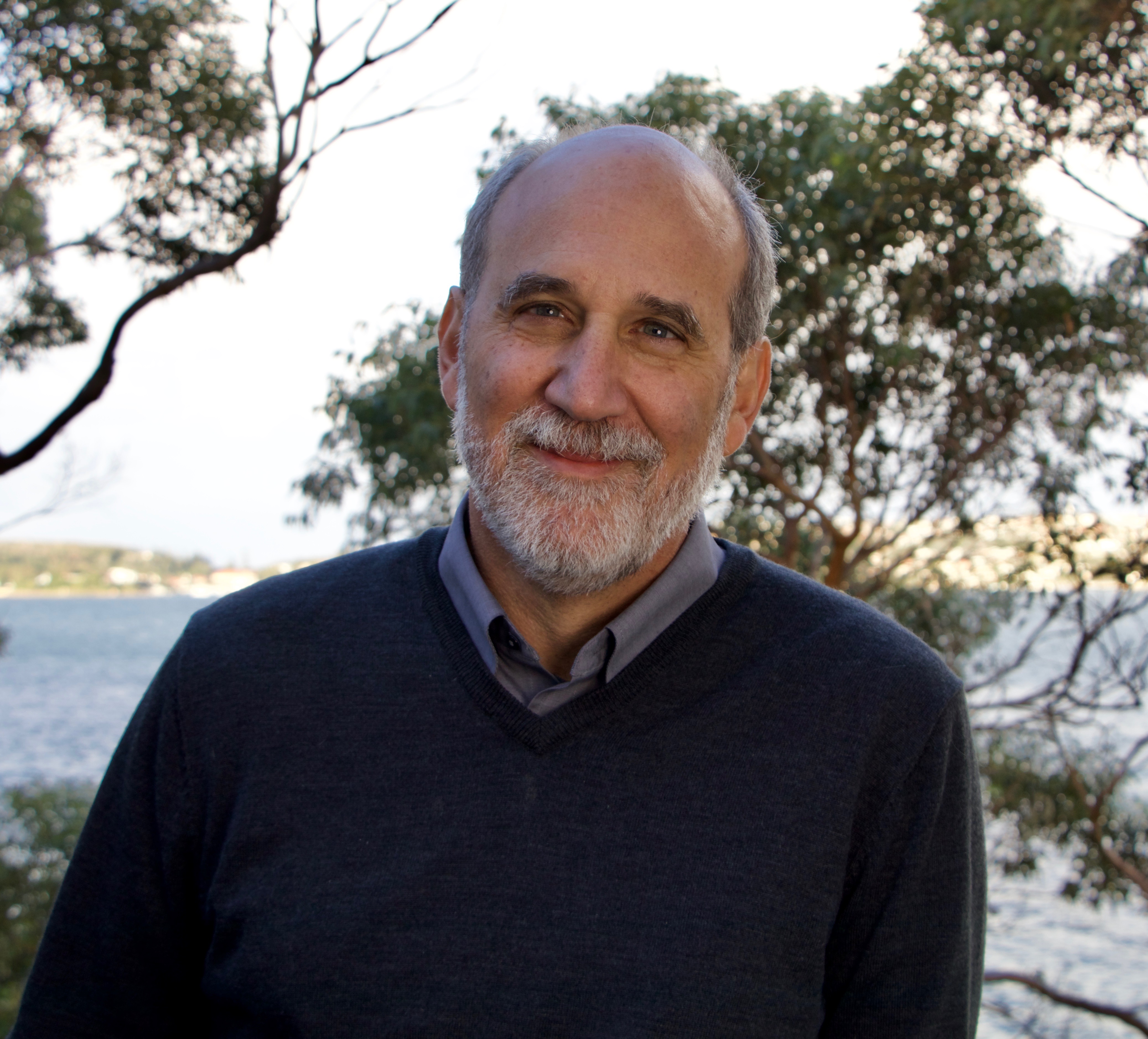 head shot of Peter Steinberg