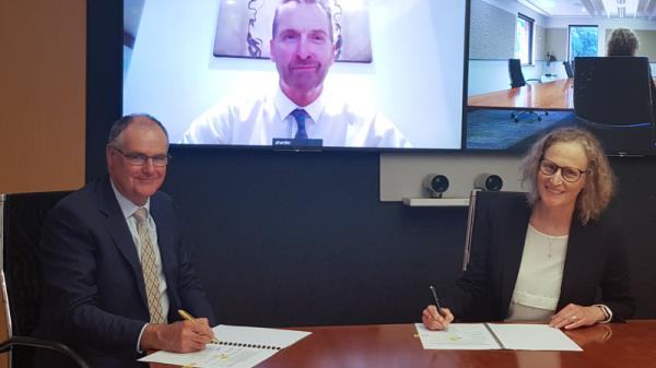 AIMS and Curtin MoU signing