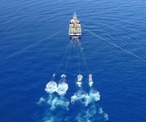 seismic vessel underway